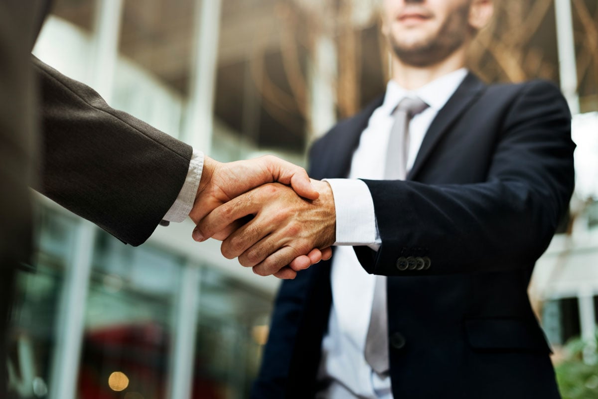 Alternative dispute resolution hand shake